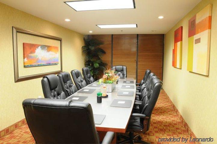 Holiday Inn Hotel Atlanta-Northlake, A Full Service Hotel Tucker Negocio foto